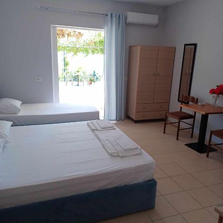 צ'פרו Ionian View Guest House מראה חיצוני תמונה